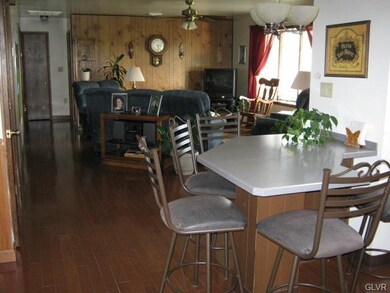 2002 Valley Rd, Tamaqua, PA 18252 - photo 4