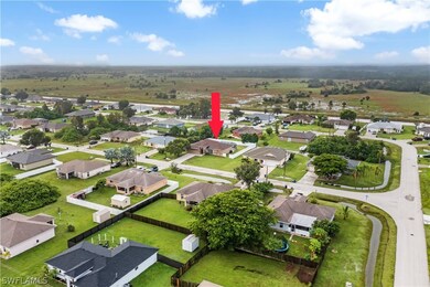 208 Mossrosse St, Fort Myers, FL 33913 - photo 3