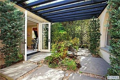 Courtyard Between Casita & Home!