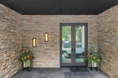 1913 Hillside Ct, Delafield, WI 53018 - photo 6