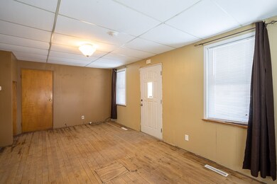 12217 County Road X37, Columbus Junction, IA 52738 - photo 3