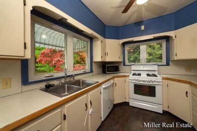 1004 Green St-024