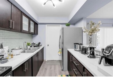 8401 SW 107th Ave unit 311E, Miami, FL 33173 - photo 3