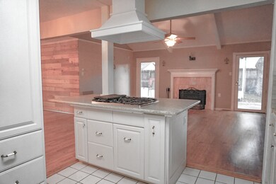 2115 Beaver Bend Rd, Houston, TX 77088 - photo 6