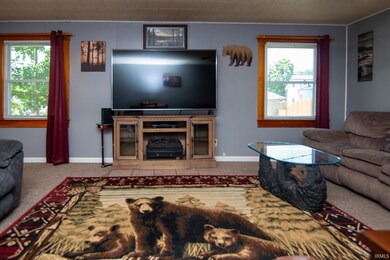 224 W 9th St, Bicknell, IN 47512 - photo 5