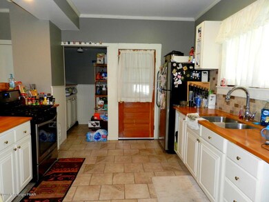 510 Depot St, Scranton, PA 18509 - photo 4