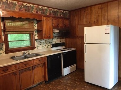 1676 Fredonia Rd, Manchester, TN 37355 - photo 3