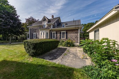 103 Fort St unit 2, Fairhaven, MA 02719 - photo 4