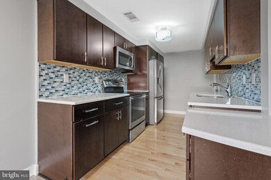 456 West Ct, Glen Burnie, MD 21061 - photo 7