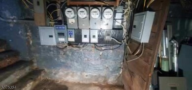 575 N 6th St unit 4, Newark, NJ 07107 - photo 5