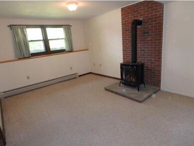 20 Camp Lee Rd, Epping, NH 03042 - photo 7