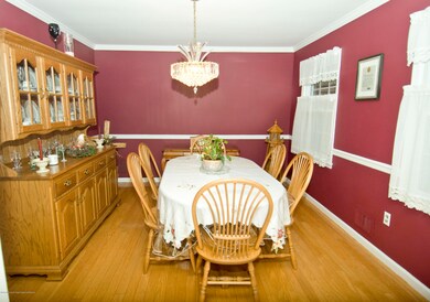 3 Sutton Dining Room