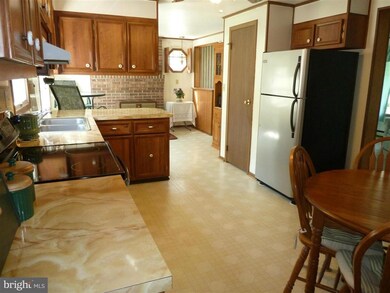 12561 Indian Springs Rd, Clear Spring, MD 21722 - photo 4