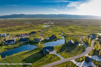DJI_20250521195550_0338_D_HDR