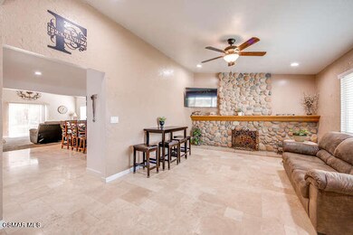 6606 N Berkeley Cir Moorpark-small-006-0