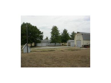 22885 W 199th St, Spring Hill, KS 66083 - photo 5