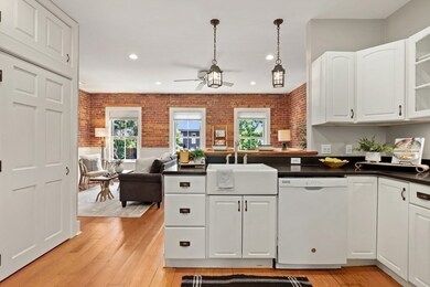 200 W Springfield St unit 3, Boston, MA 02118 - photo 6