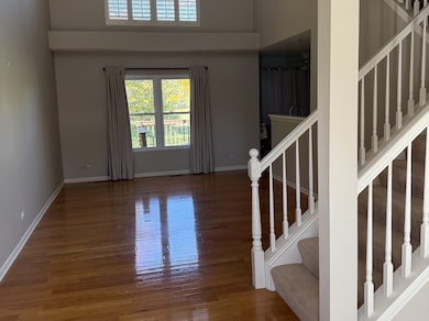 2528 Heritage Ct unit 1, Geneva, IL 60134 - photo 2