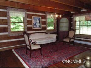 Living room w/ fplc