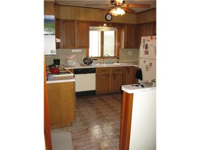Kitchen 1st floor unit- good size kitchen with lot