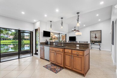 3113 Lake Shore Dr unit 4, Deerfield Beach, FL 33442 - photo 6