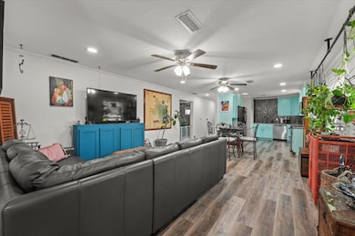 102 Boshart Way, Gun Barrel City, TX 75156 - photo 6