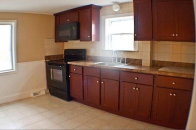 29 Plain St, Taunton, MA 02780 - photo 4