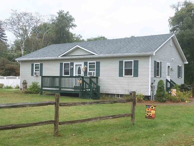 45 Arlington Terrace, Saint Johnsbury, VT 05819 - photo 2