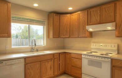 551 Gillis Ct, Enumclaw, WA 98022 - photo 5