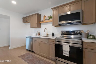 11-web-or-mls-Qp-7368