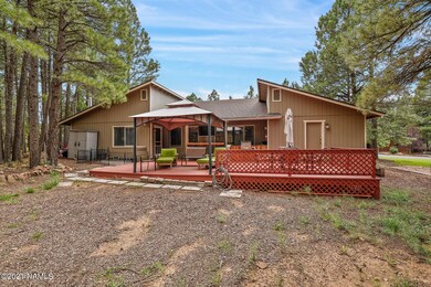 5240 E Mockingbird Dr-004