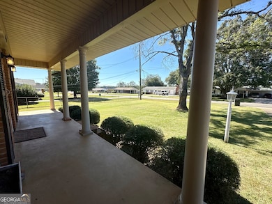 107 Salbar St, Thomaston, GA 30286 - photo 3