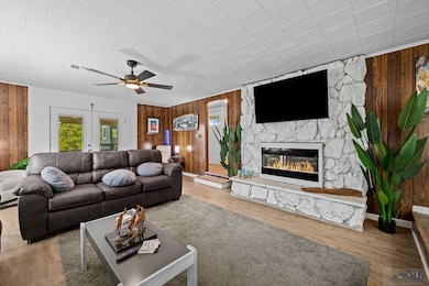 124 Cedar Ln, Grand Isle, LA 70358 - photo 7