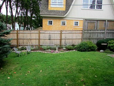 34 Catherine St, Newport, RI 02840 - photo 4