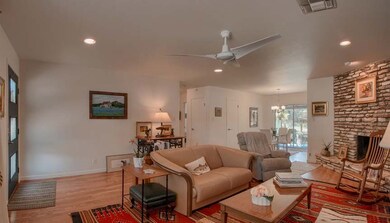 1401 N Crockett St, Fredericksburg, TX 78624 - photo 7