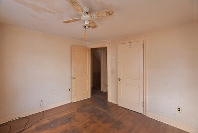 145 Oakland Ave, Pawtucket, RI 02861 - photo 5