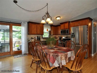 27 Astral St, Warwick, RI 02888 - photo 5