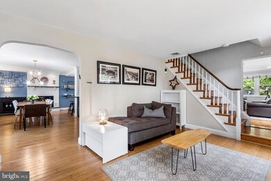 837 Delmont Dr, Wynnewood, PA 19096 - photo 3