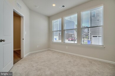 2509 Gatwick Ln unit 60, Frederick, MD 21701 - photo 4