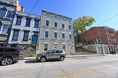 64 E Clifton Ave, Cincinnati, OH 45202 - photo 2