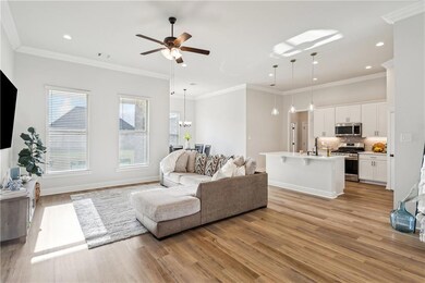 Gorgeous open floorplan