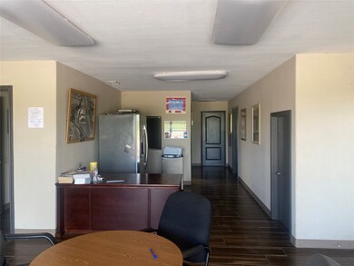 8802 Belcher Rd, Manvel, TX 77578 - photo 6