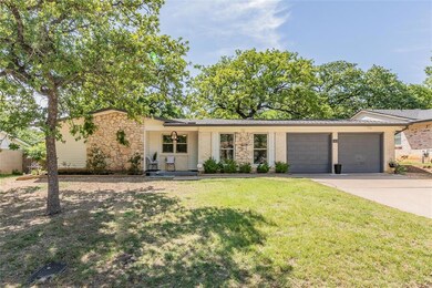 64 Stonegate Dr, Bedford, TX 76022 - photo 3