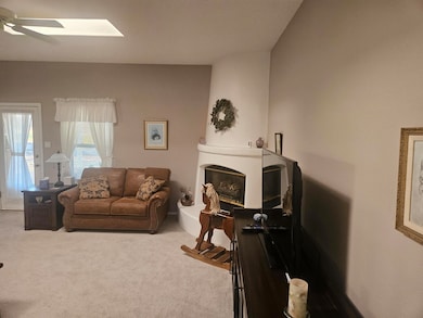 1009 Lee Trevino Dr, Belen, NM 87002 - photo 2