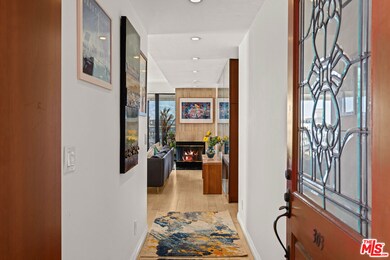 6220 Pacific Ave unit 303, Playa Del Rey, CA 90293 - photo 5