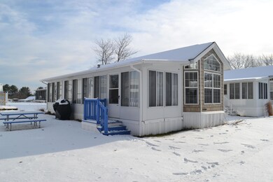 924 Post Rd unit 35, Wells, ME 04090 - photo 2