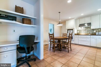 2225 Benedictine Ct, Vienna, VA 22182 - photo 7