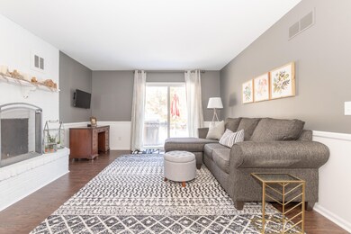 6076 Old Log Trail-22