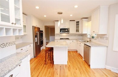 AMPLE RECESSED AND PENDANT LIGHTING