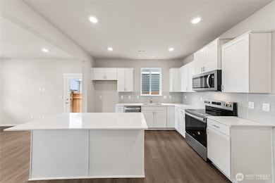 14934 Wallace Ave E unit 675, Bonney Lake, WA 98391 - photo 2